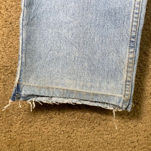 Vinatge LEVIS Mens Jeans Sz 34x29 Relaxed 540 Straight Brown Tab Light Wash Blue - Picture 9 of 12